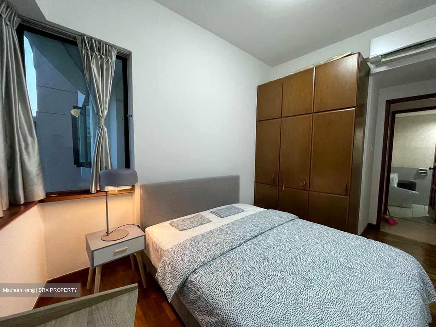 Simsville (D14), Condominium #574650841